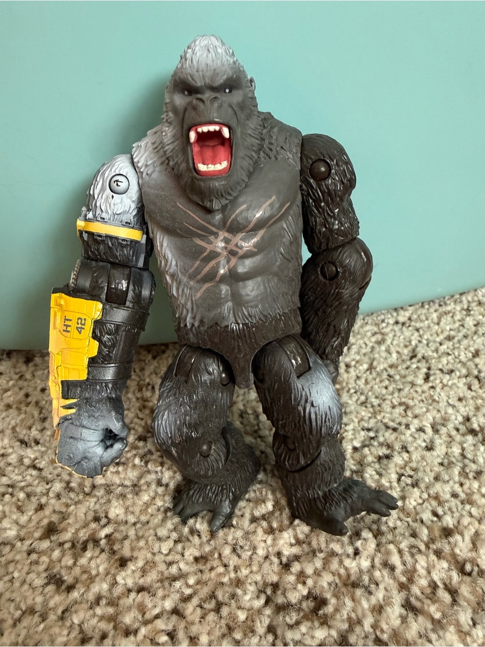 Hasbro Gray Gorilla Action Figure with Yellow Arm Accessory